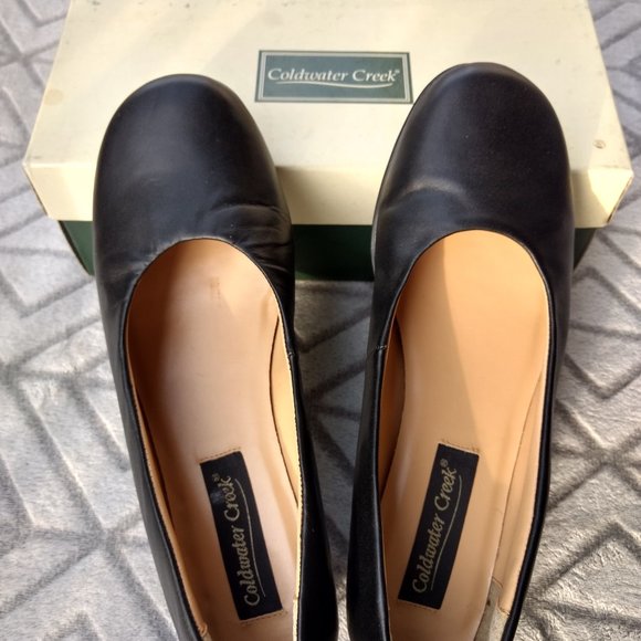 Coldwater creek size 9.5 shoes - Picture 3 of 9